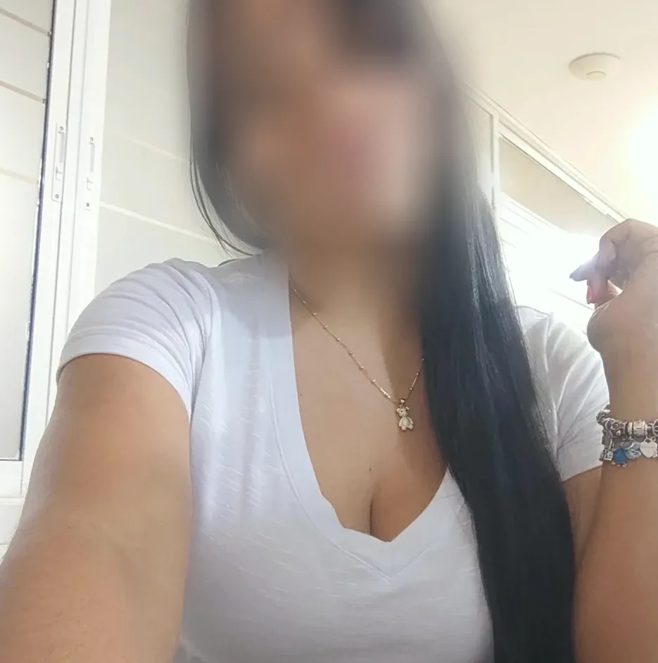 Chantal, 35
