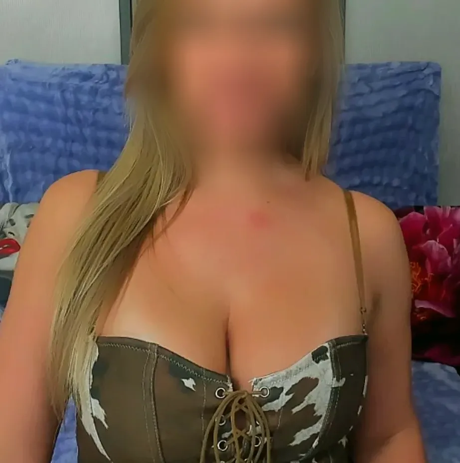 Ikram, 37